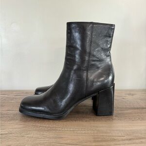 90's Y2K black leather 3" block heel sz 6